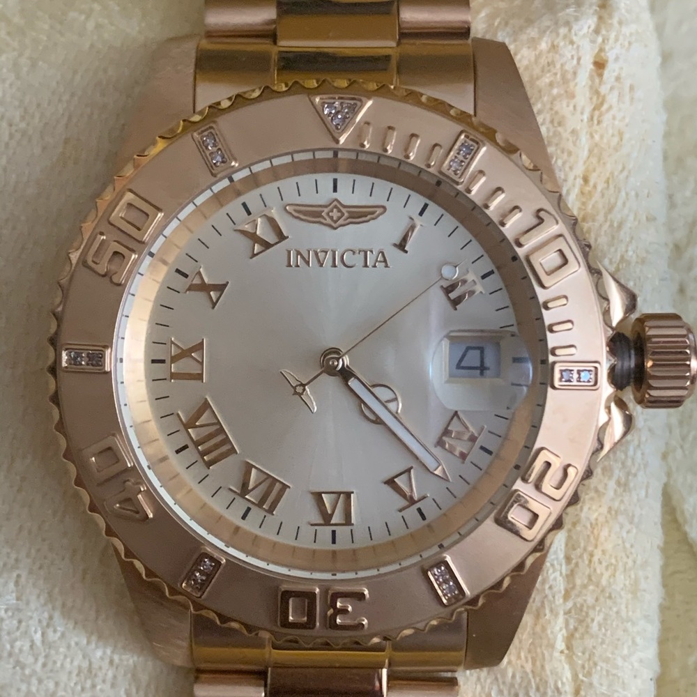 SOLD-Watch (Pro-Diver) - Picture 1 of 4